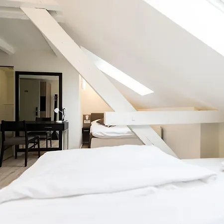 Готель Sleep & Go Self-check-in 2*