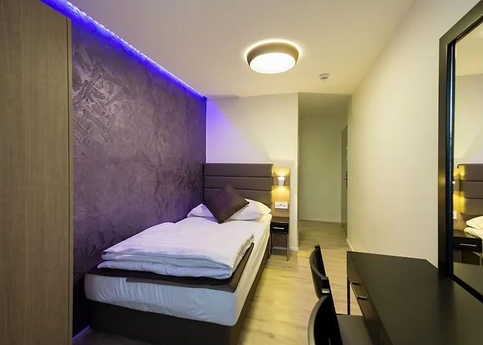 Sleep & Go Self-check-in 2*