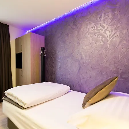 Sleep & Go Self-check-in Hotel 2*